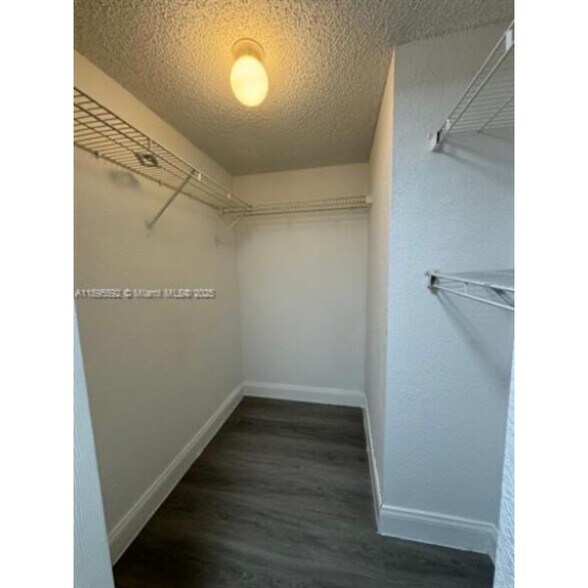 Building Photo - 4235 N University Dr