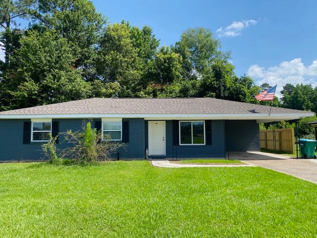 Primary Photo - 15135 Montecino Dr