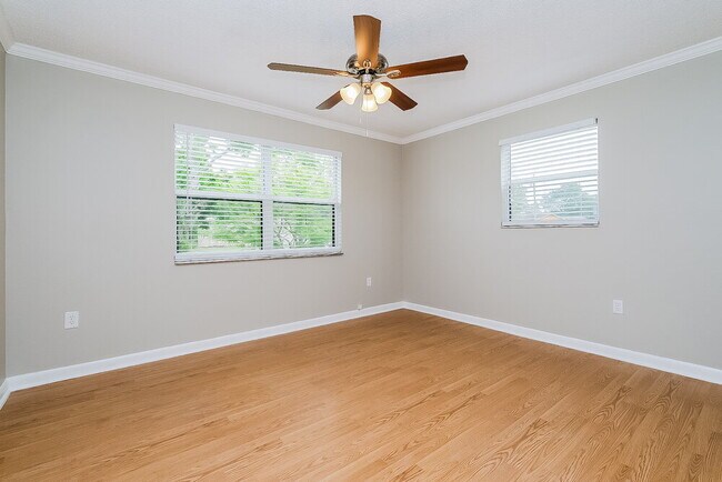 Building Photo - 10131 Hayward Rd