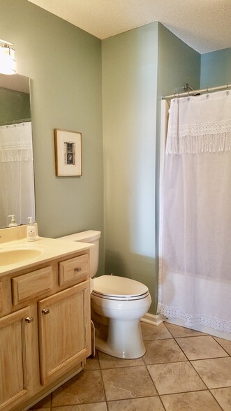 Building Photo - 4404 Wood Duck Way
