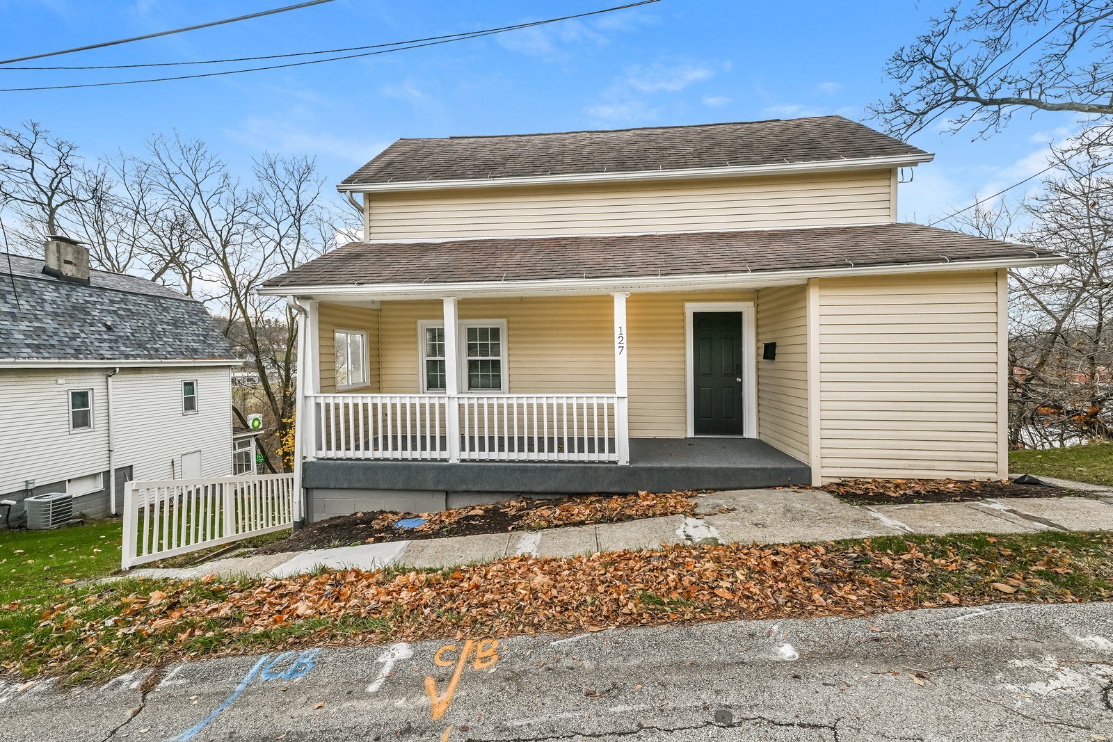 Building Photo - 127 Oak Spring Rd