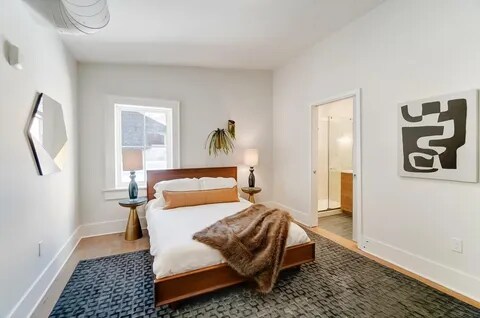 Building Photo - 33 E Court St