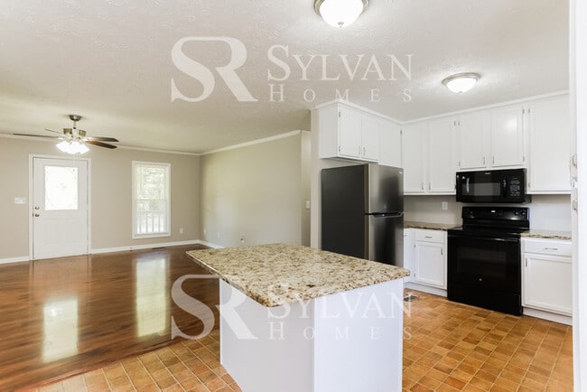 Building Photo - The Lifestyle You Deserve.
