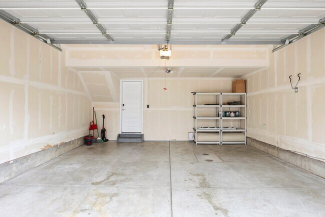 Building Photo - 9035 E 49th Pl