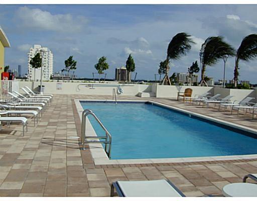 Building Photo - 3180 SW 22nd Terrace