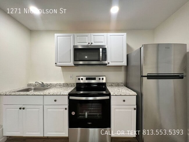 Building Photo - 1271 Nicholson St