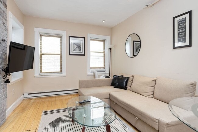 Building Photo - 0 Hull St