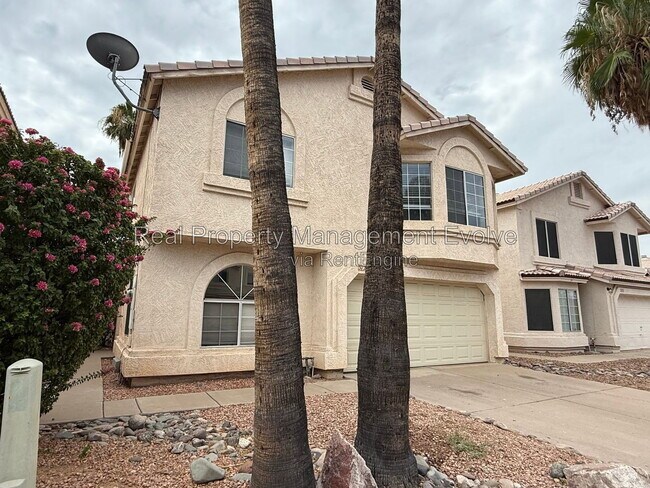 Building Photo - 3725 E Taro Ln