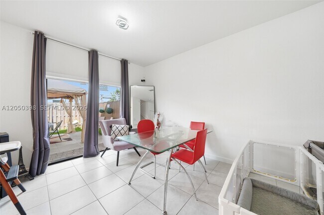 Building Photo - 24644 SW 118 Ct
