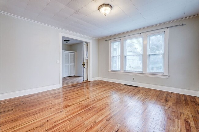 Building Photo - 151 Hampden Rd