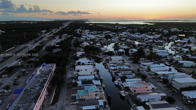 Building Photo - 1516 Aqueduct Ln