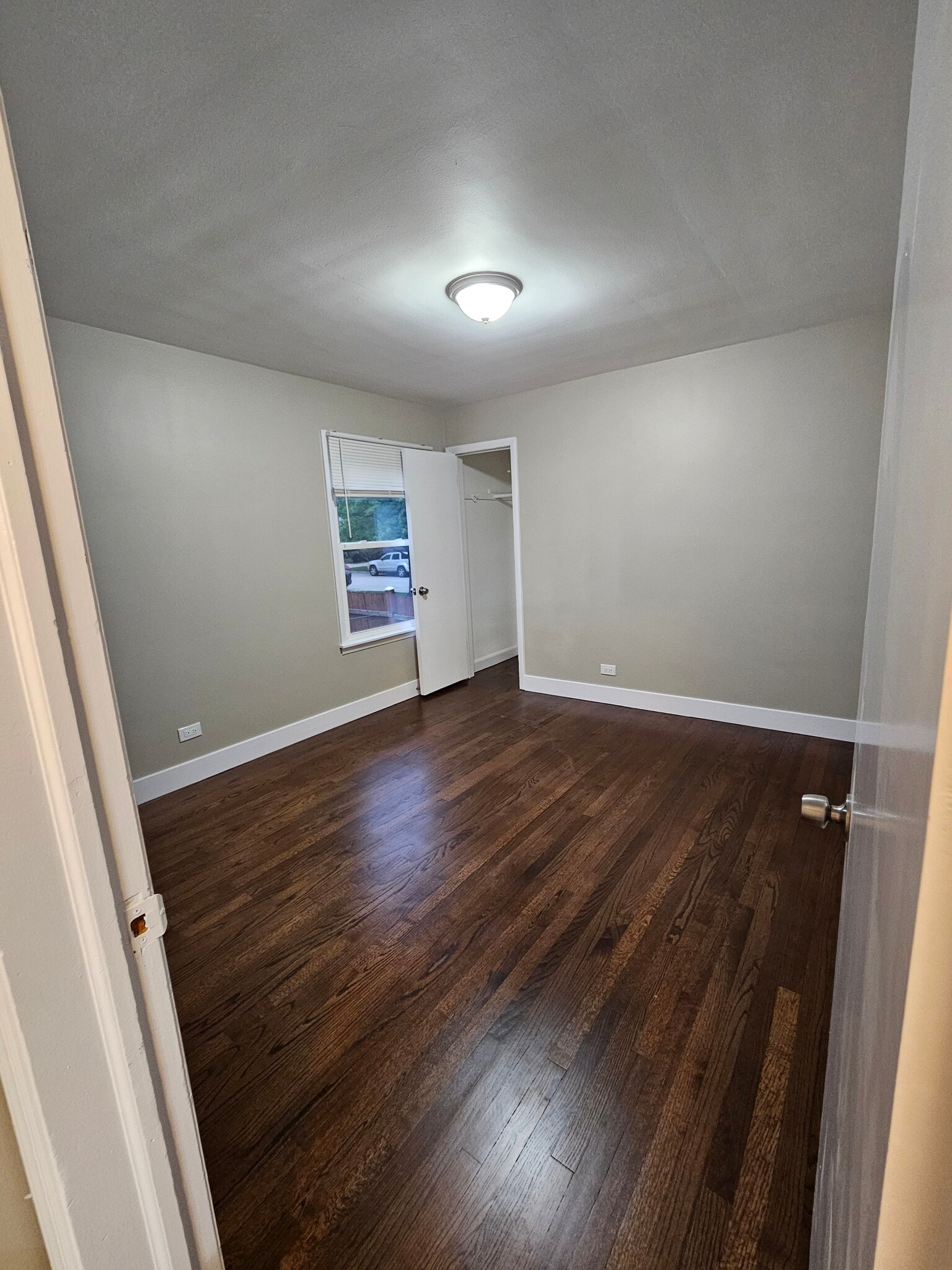 Building Photo - 8715 Ridge St