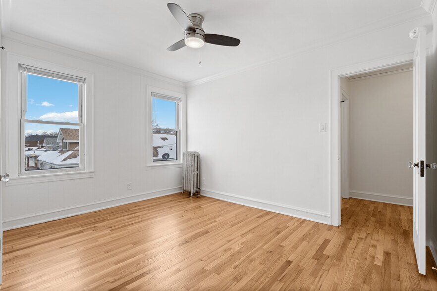 Building Photo - 5408 W George St