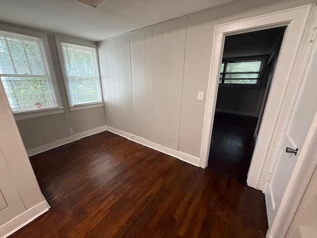 Building Photo - 1318 Oak St