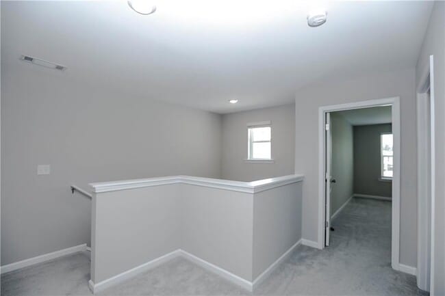 Building Photo - 4355 Magpie Dr