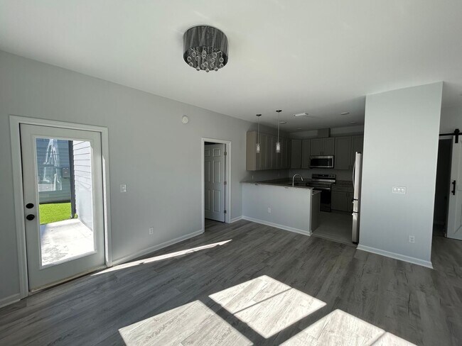 Building Photo - 2022 Trimble Rd