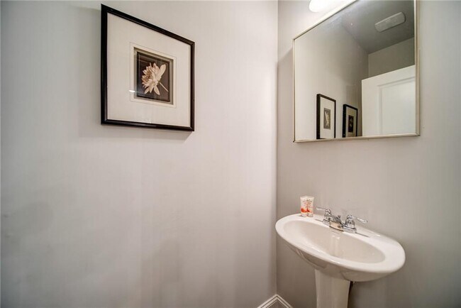 Building Photo - 3493 Amarath Ter