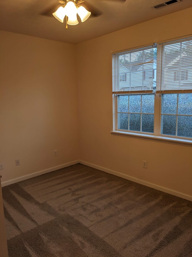 Bedroom - 3881 E Barrington Dr