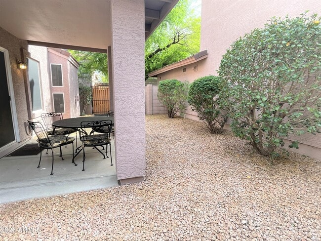 Building Photo - 7650 E Williams Dr