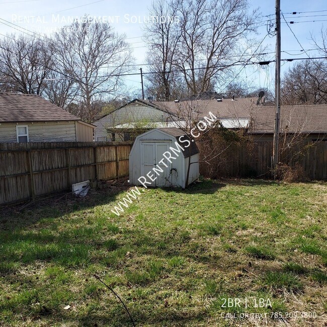 Building Photo - 1041 SW Webster Ave