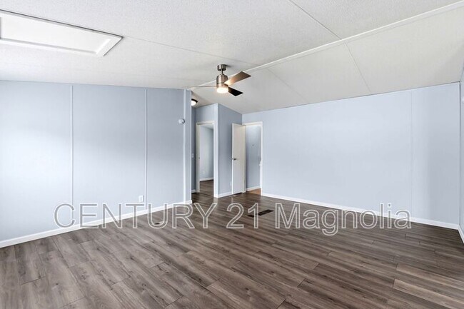 Building Photo - 735 Bennock Mill Rd