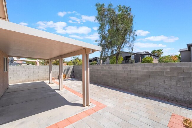 Building Photo - Charming Single-Story Home in Silverado Pines!