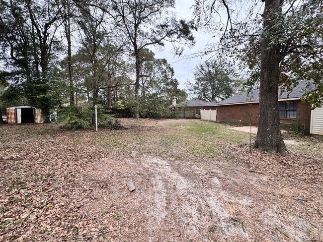 Building Photo - 1711 Rusk Dr