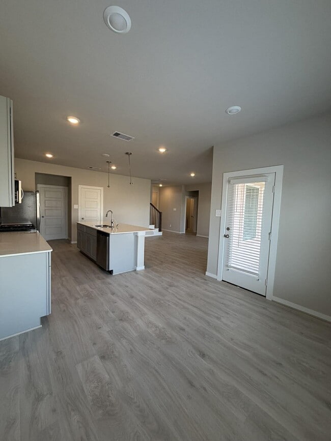 Building Photo - 2527 Gray Gale Ct