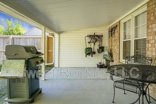 Building Photo - 4322 Briarstone Ct