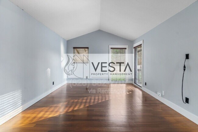 Building Photo - 23 Norman Rd