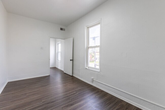 Building Photo - 123 Beltzhoover Ave