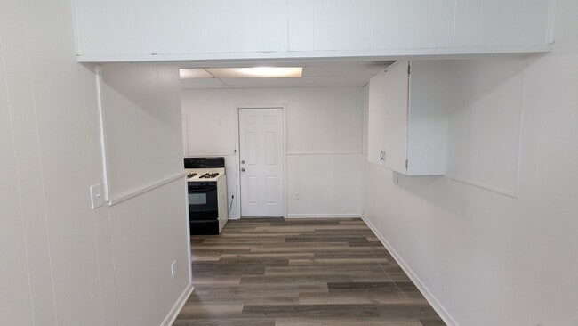 Building Photo - Springs Acquisitions, LLC 2387/2389 29th S...