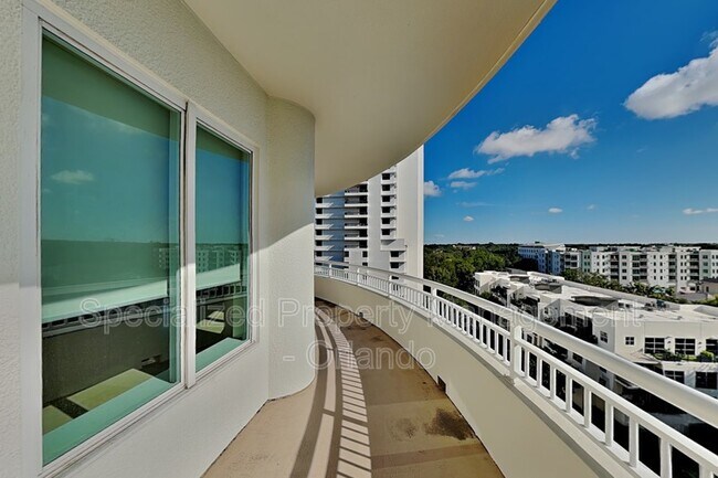 Building Photo - 100 S Eola Dr