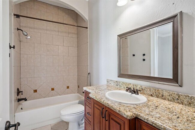 Building Photo - 8402 Lake Burden Cir