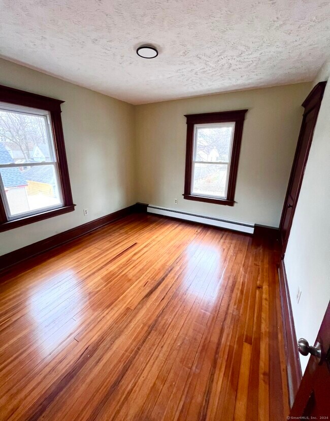 Building Photo - 25 Washington Ave