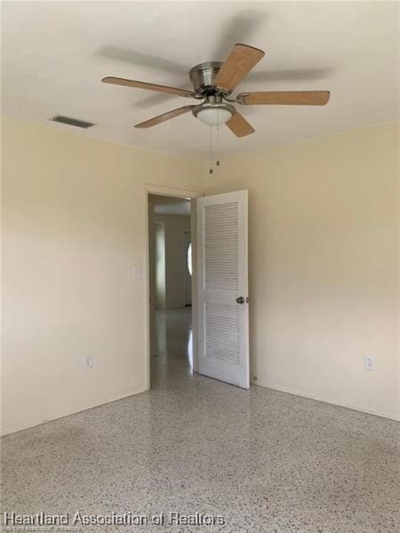 Building Photo - 713 Killarney Dr