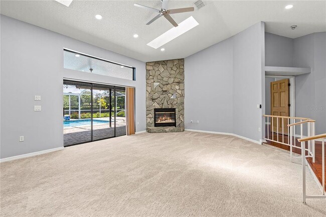 Building Photo - 9447 Ashley Dr