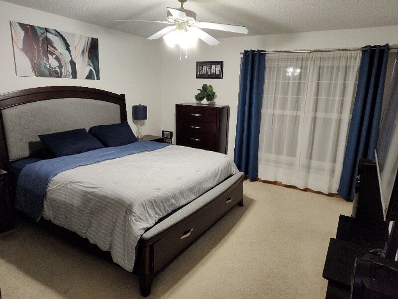 Building Photo - 6847 Christian Curve