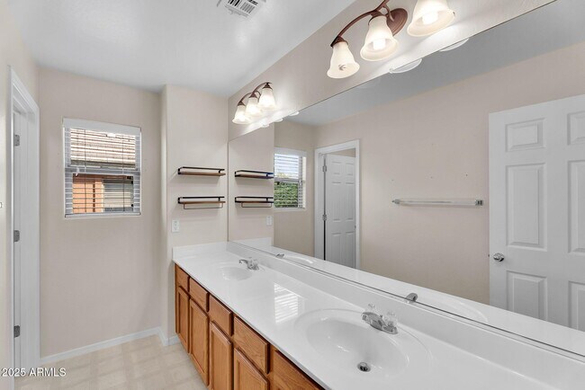 Building Photo - 1897 W Appaloosa Way