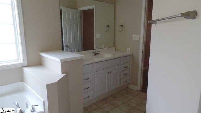 Building Photo - 796 Abner Creek Rd