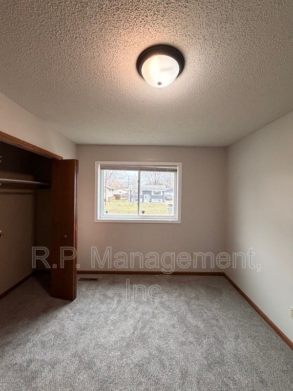 Building Photo - 1733 Lincoln Ave