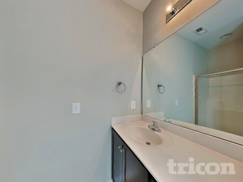 Building Photo - 232 Whetstone Dr