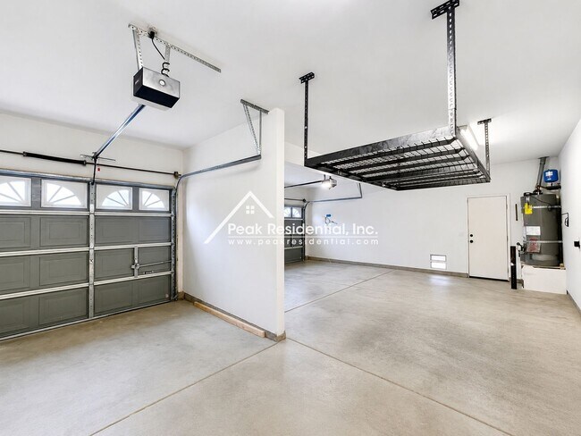 Building Photo - 437 Anacapa Dr