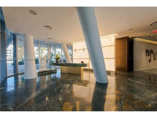 Building Photo - 1 Collins Ave