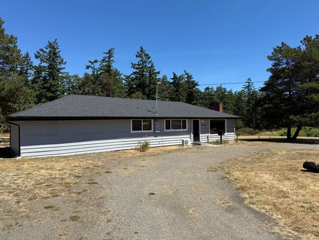 Building Photo - Port Townsend 3 bedroom 2 bath with large ...