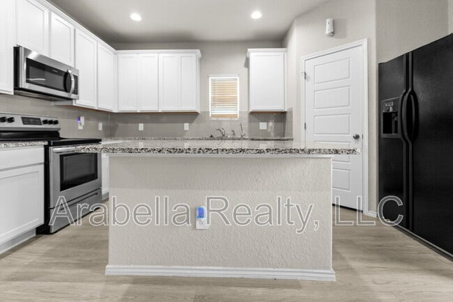 Building Photo - 14550 Open Range Rd