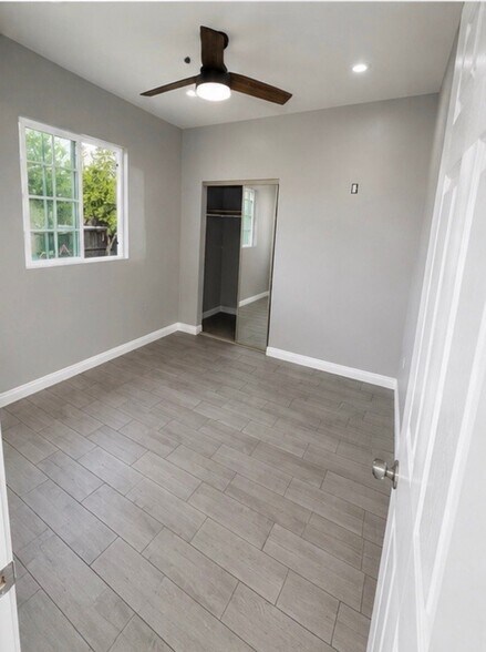 Building Photo - 12310 Thorson Ave