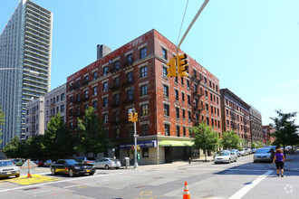 Building Photo - 611 W 177th Street