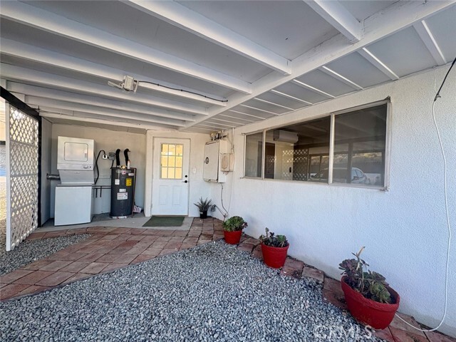 Building Photo - 12585 Mountain View Rd