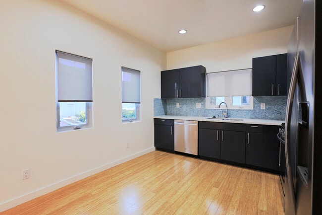 Kitchen - 741 Wilcox Ave